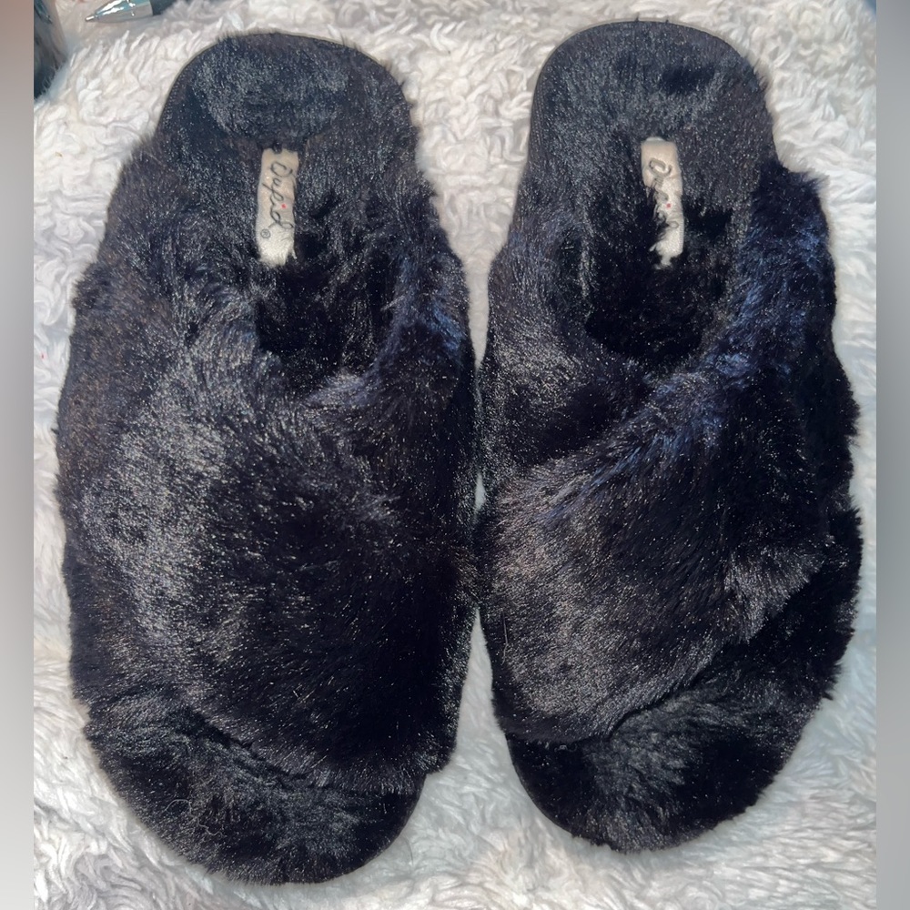 Women’s Qupid Black Faux Fur Slippers/ Sandals - Size - 7 *ONLY WORN ONCE* - Picture 5 of 7